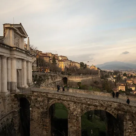 Il Cielo In Stanza Semesterbostad Bergamo